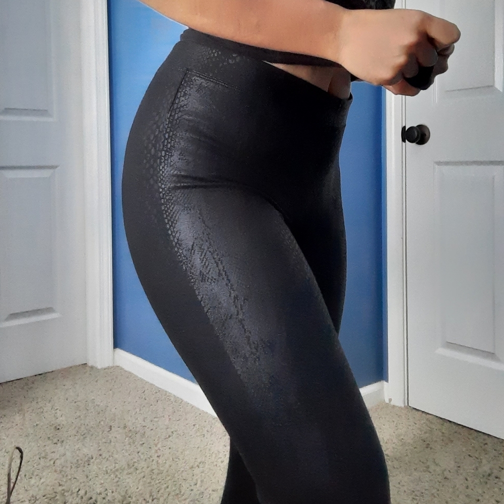 Black Snake Skin Leggings